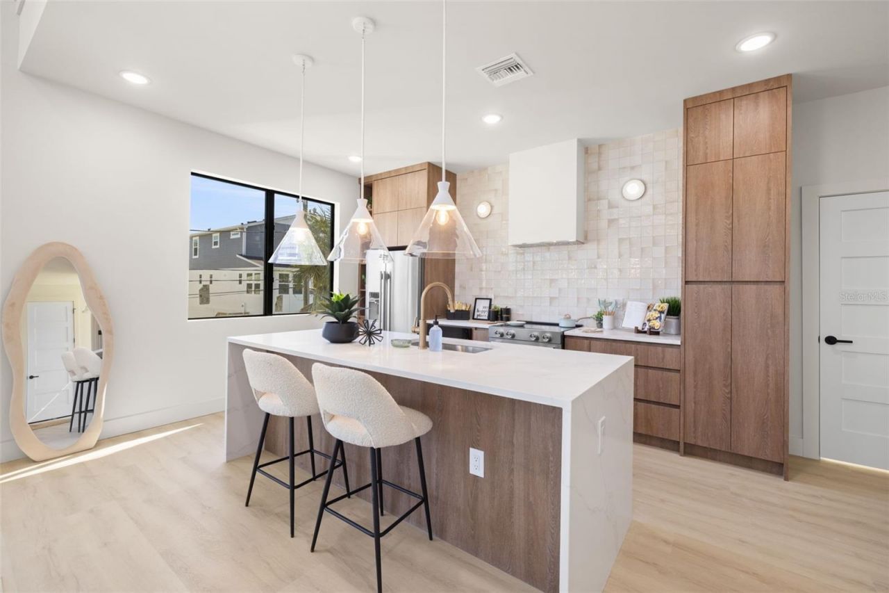 4019 Harrisburg Street Ne, Saint Petersburg, FL 33703 Photo