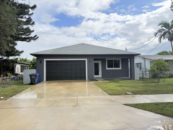 5628 Flagler Street, Hollywood, FL 33023