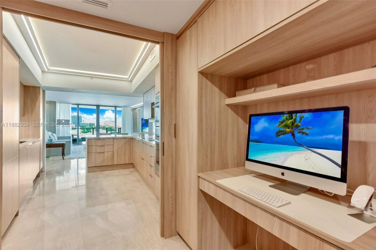 1455 Ocean Dr, Unit 811, Miami Beach, FL 33139 Photo