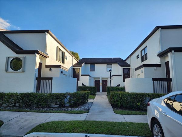 11358 Taft Street, Unit 11358, Pembroke Pines, FL 33026