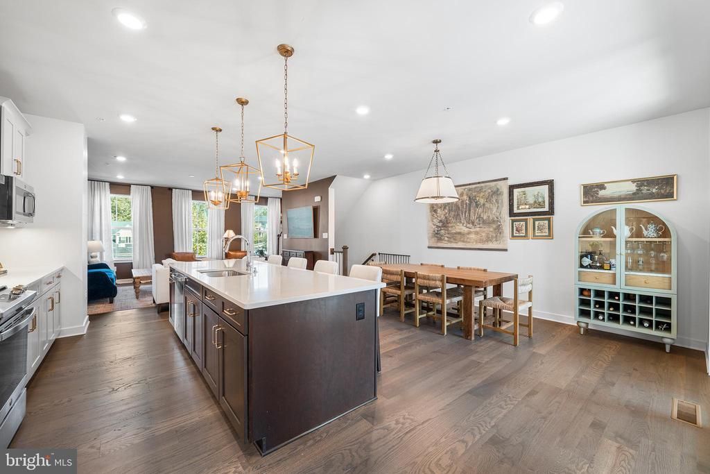 237 W Harvey Lane, Media, PA 19063 Main Photo