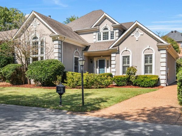 206 Belle Lake Dr, Nashville, TN 37221