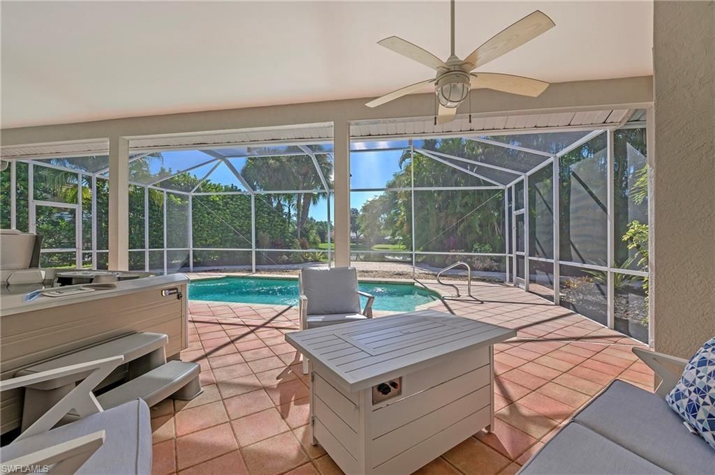 300 Wentworth Ct, Naples, FL 34104 Photo