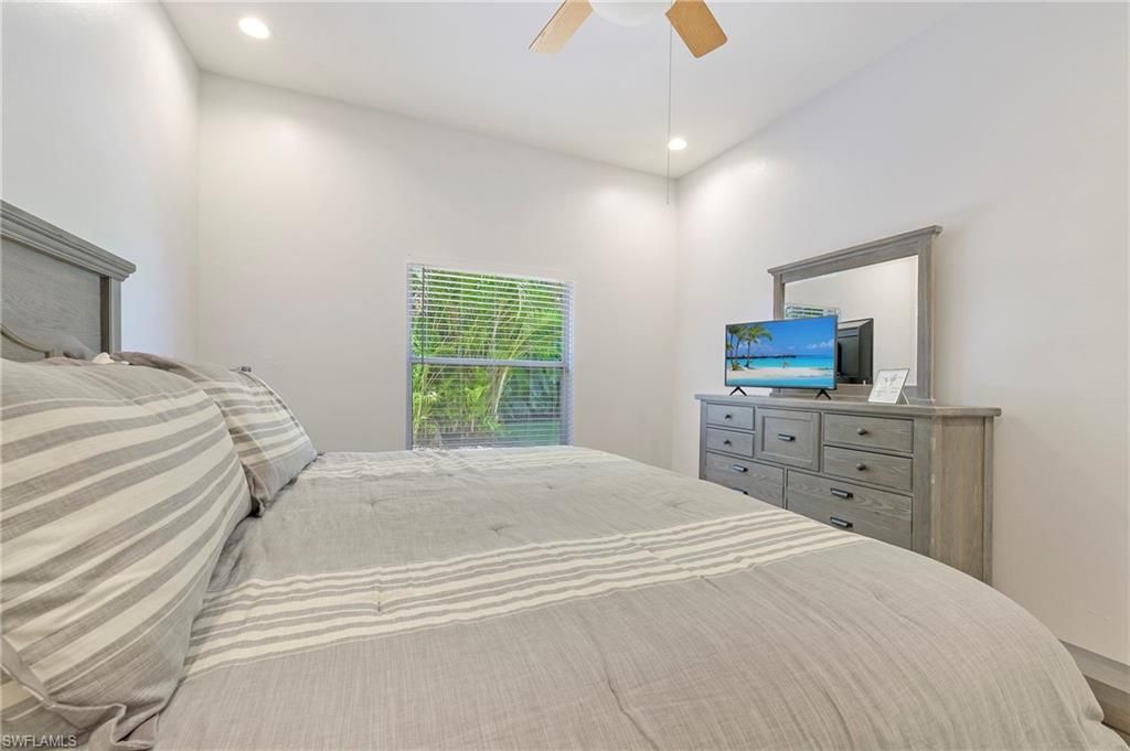 300 Wentworth Ct, Naples, FL 34104 Photo