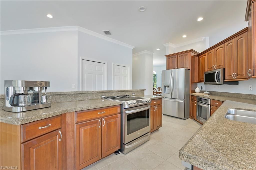300 Wentworth Ct, Naples, FL 34104 Photo