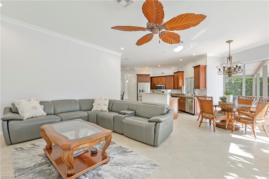 300 Wentworth Ct, Naples, FL 34104 Photo
