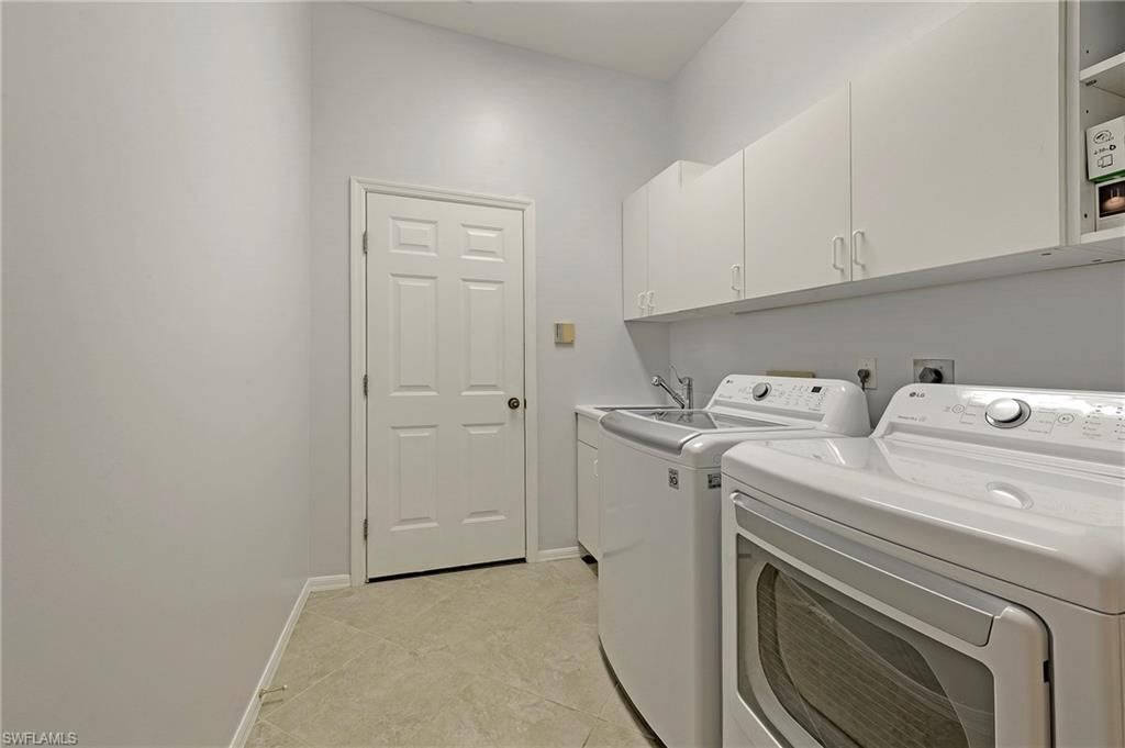 300 Wentworth Ct, Naples, FL 34104 Photo