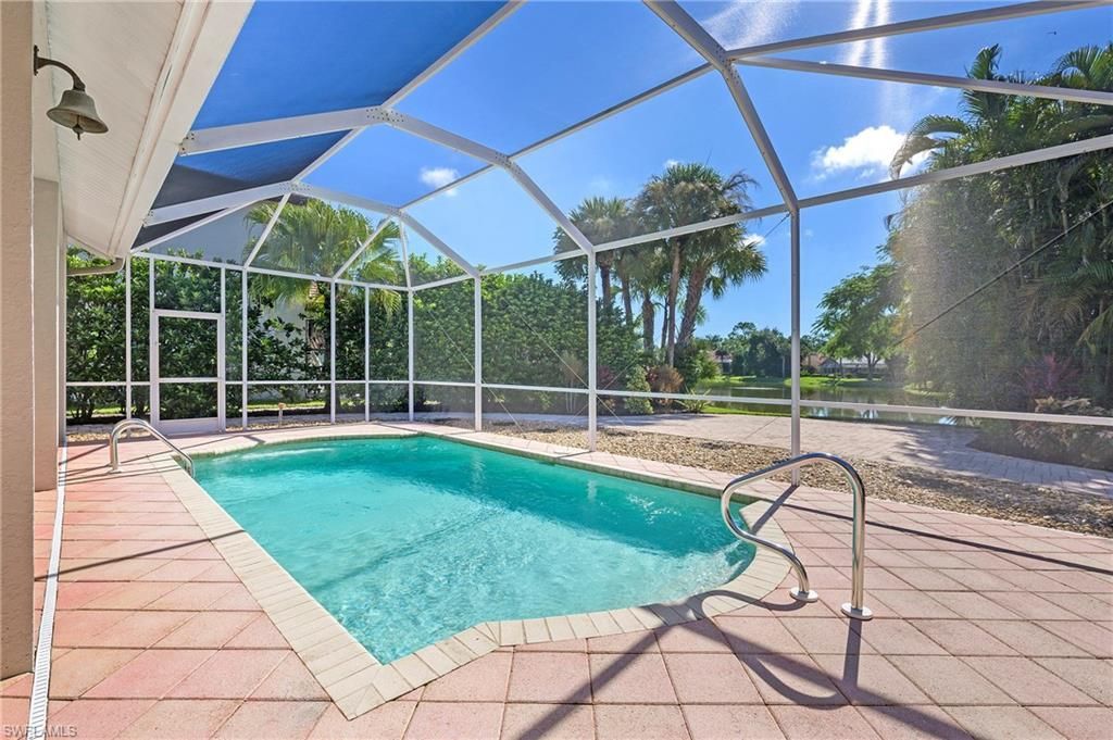 300 Wentworth Ct, Naples, FL 34104 Photo