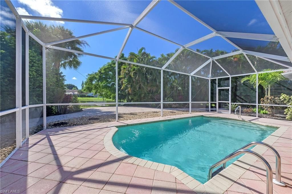 300 Wentworth Ct, Naples, FL 34104 Photo