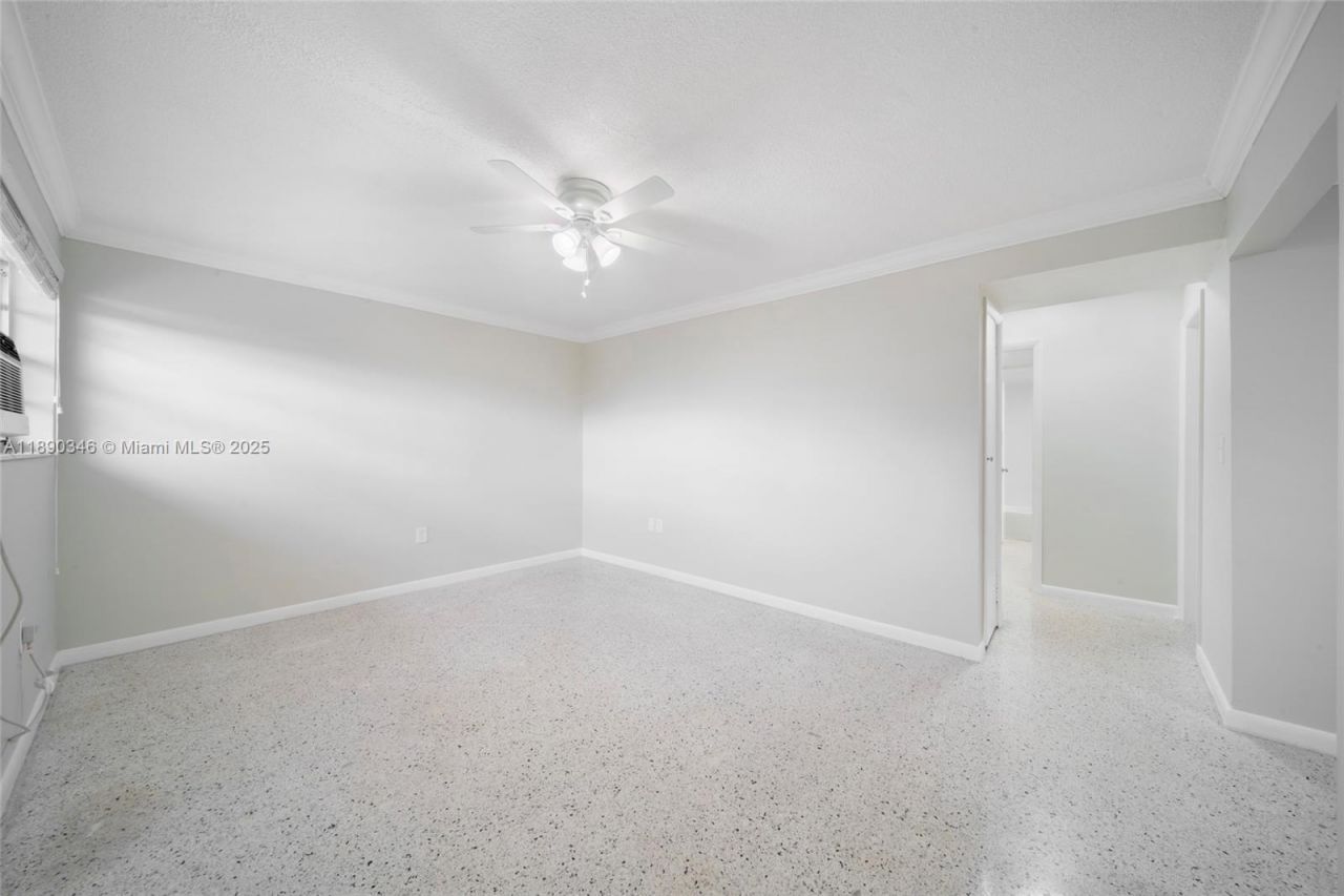 40 W 4th St, Unit 5, Hialeah, FL 33010 Photo