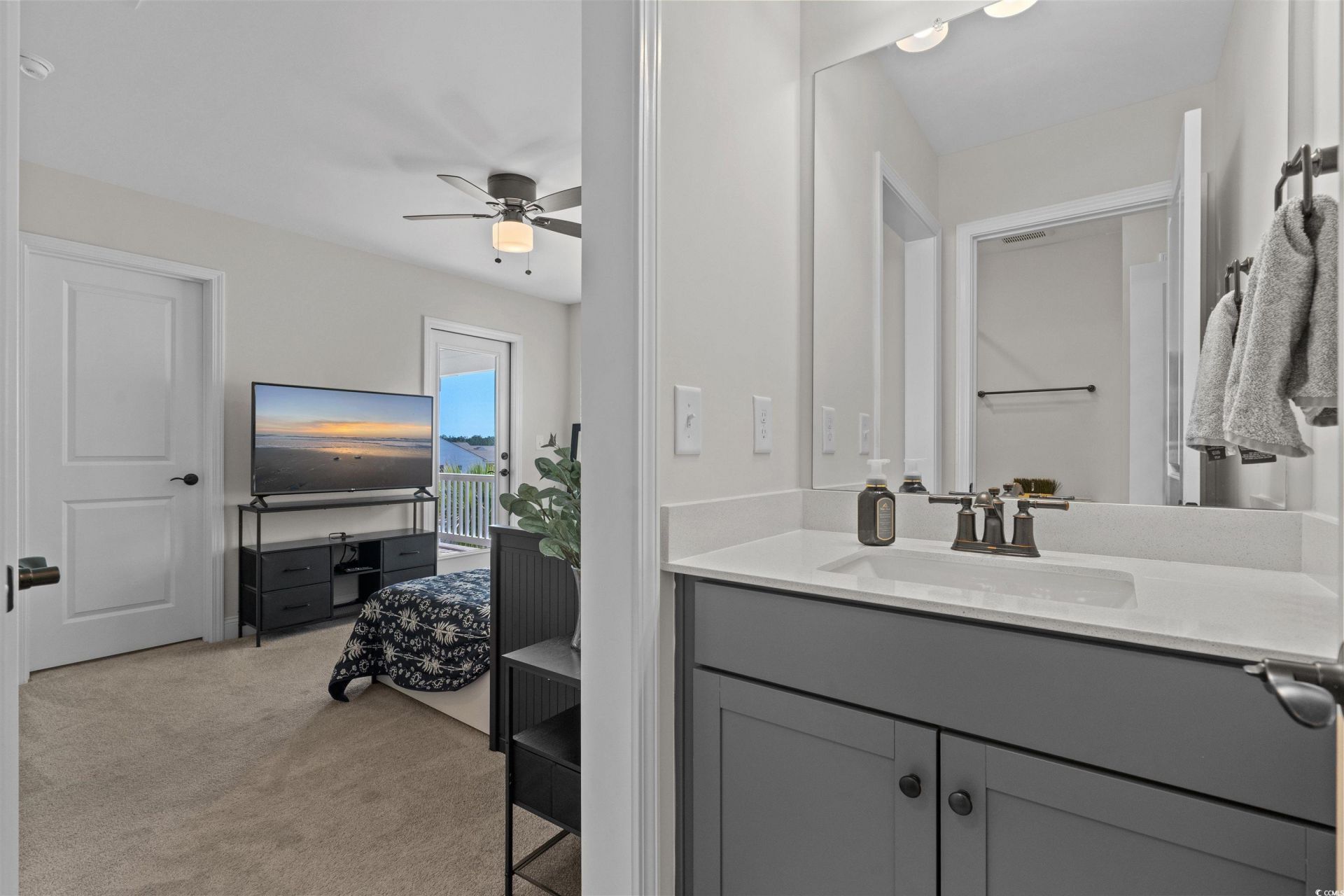 1432 Villena Dr. Photo 32