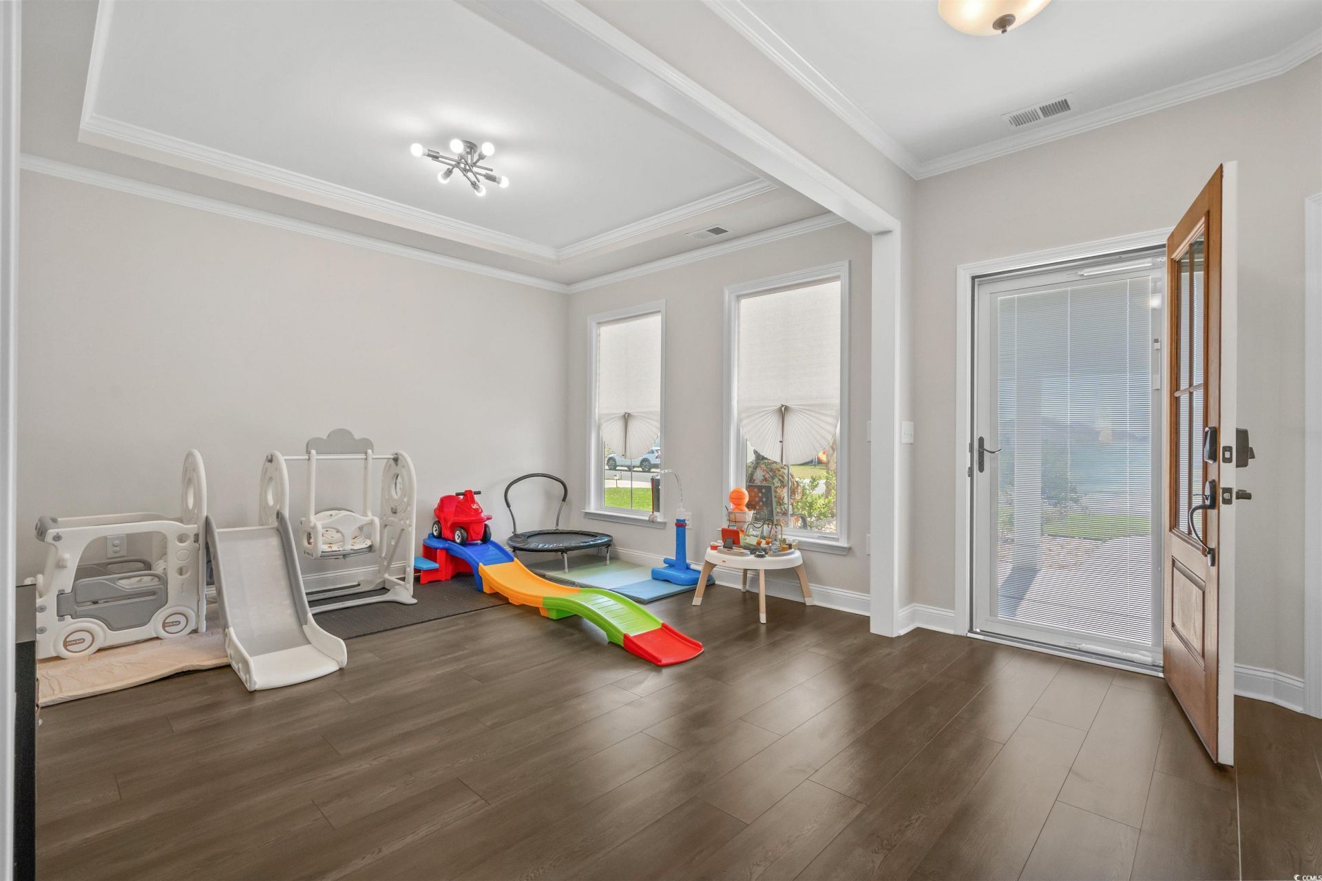 1432 Villena Dr. Photo 7