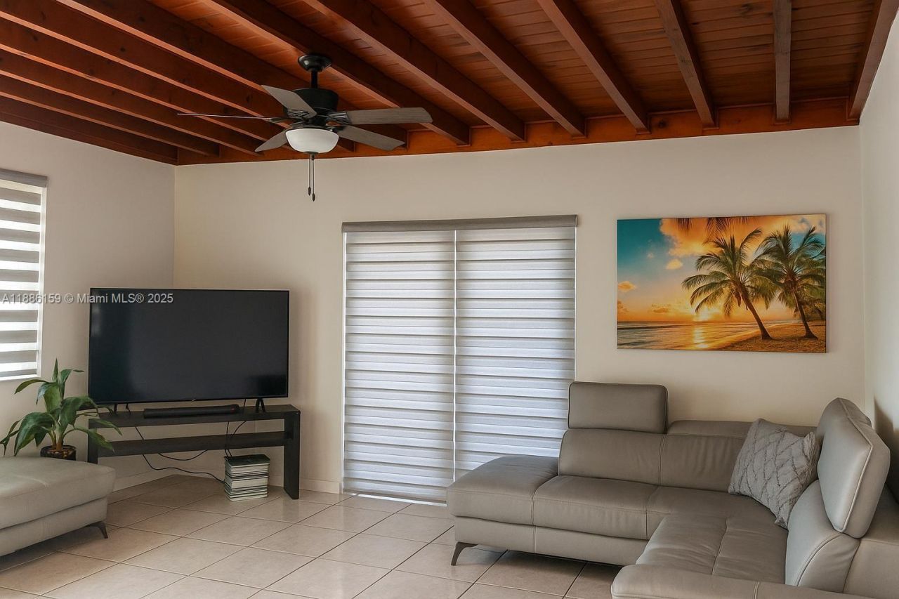 255 Central Blvd, Miami, FL 33144 Photo