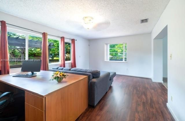 1220 NW 190th St, Miami Gardens, FL 33169 Photo