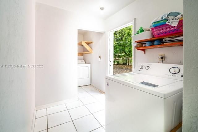 1220 NW 190th St, Miami Gardens, FL 33169 Photo