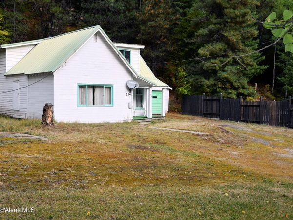 514 Main St, Wardner, ID 83837
