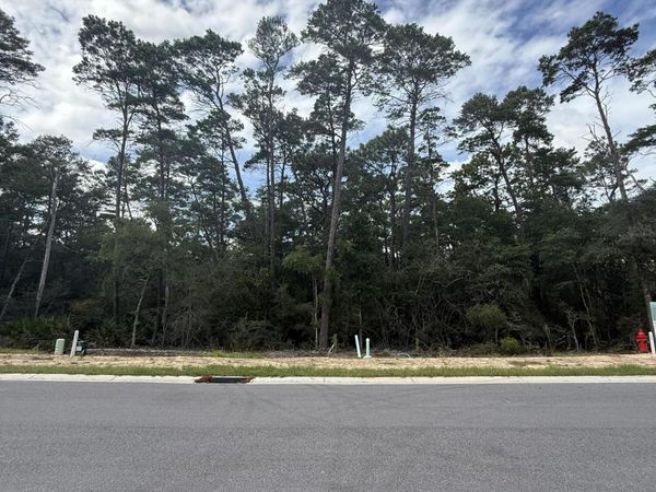 241 Foxglove Run, Niceville, FL 32578