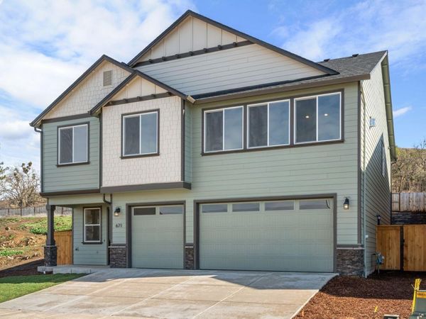 671 Old Waverly Way, Unit 21, Eagle Point, OR 97524