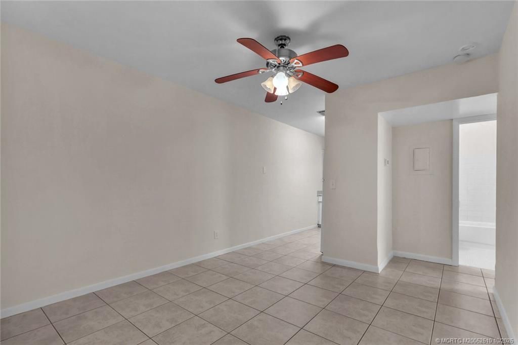 333 SE Martin Avenue, Unit 1F, Stuart, FL 34996 Photo
