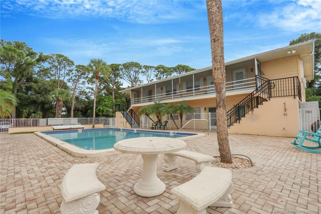 333 SE Martin Avenue, Unit 1F, Stuart, FL 34996 Photo