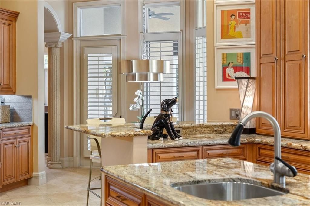 550 21st Ave S, Naples, FL 34102 Photo