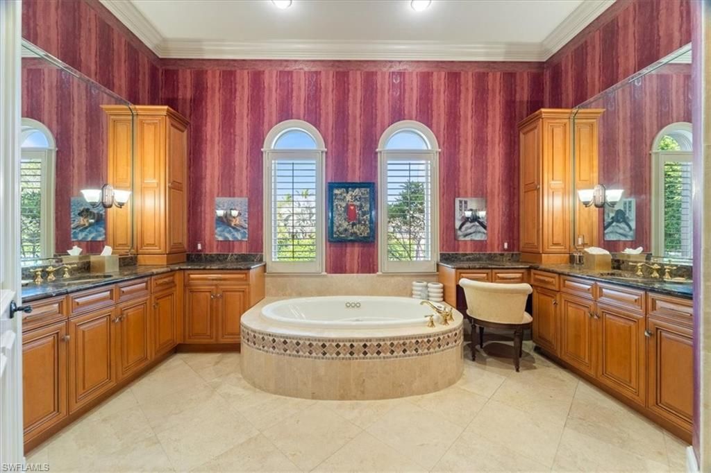 550 21st Ave S, Naples, FL 34102 Photo