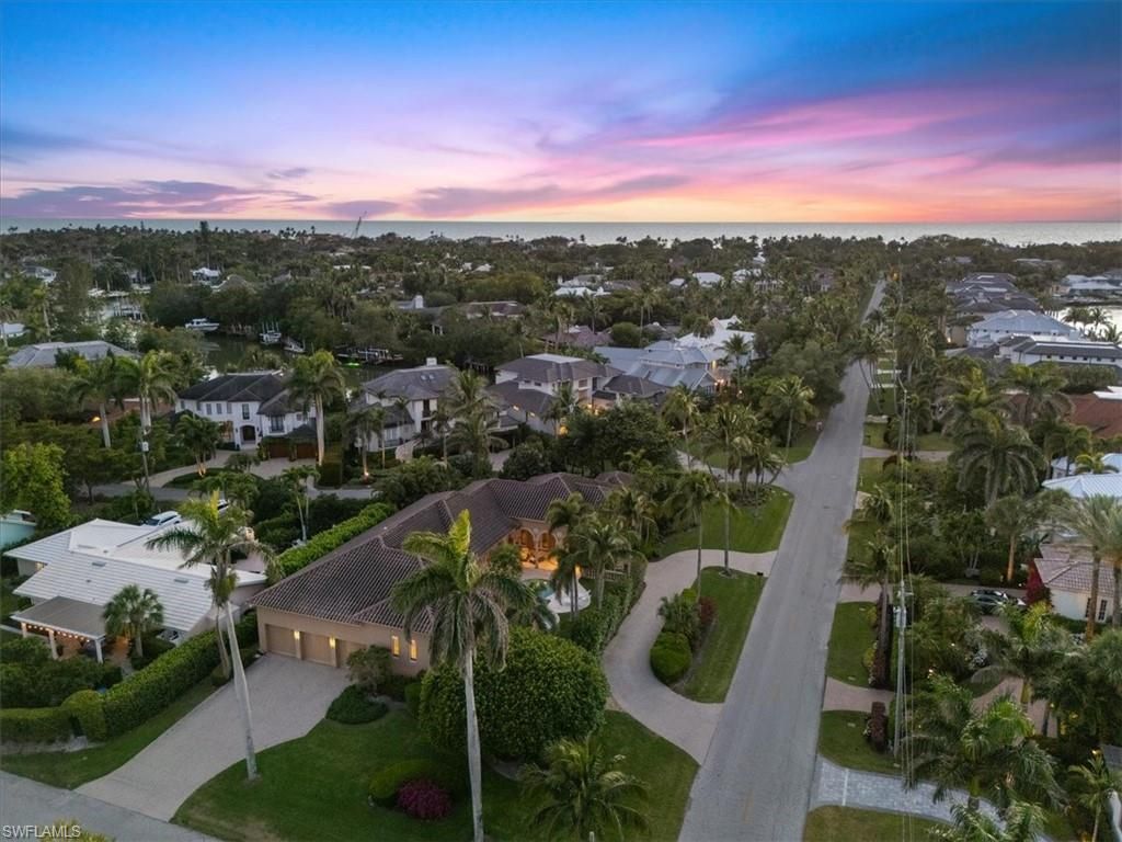 550 21st Ave S, Naples, FL 34102 Photo