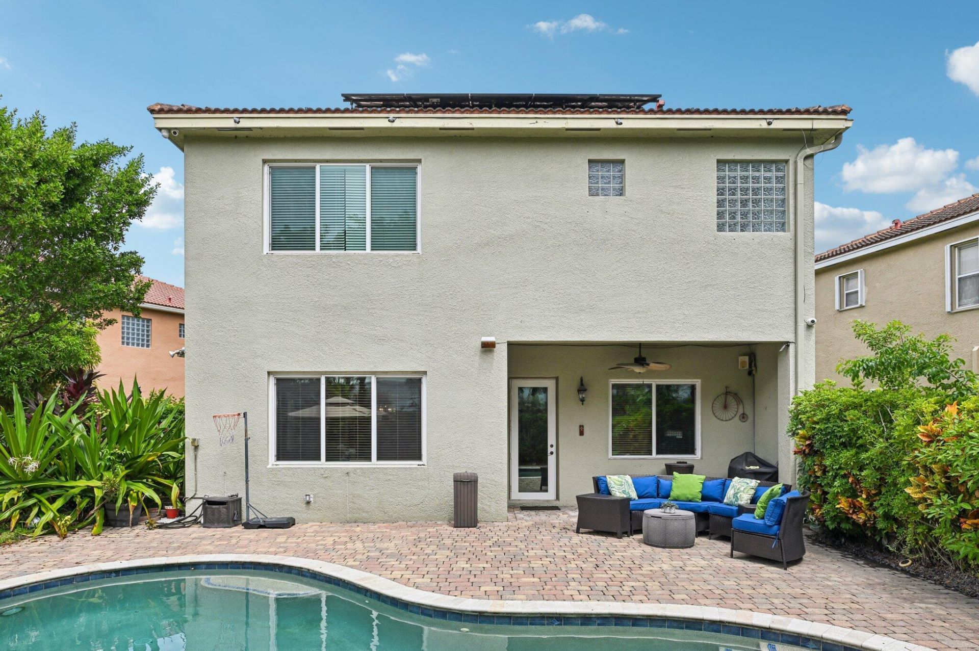 553 Gazetta Way, West Palm Beach, FL 33413 Photo