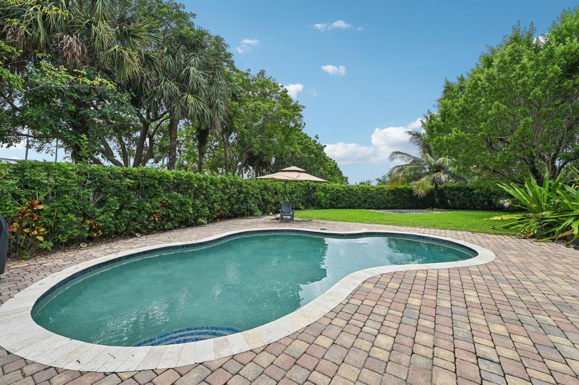 553 Gazetta Way, West Palm Beach, FL 33413 Photo