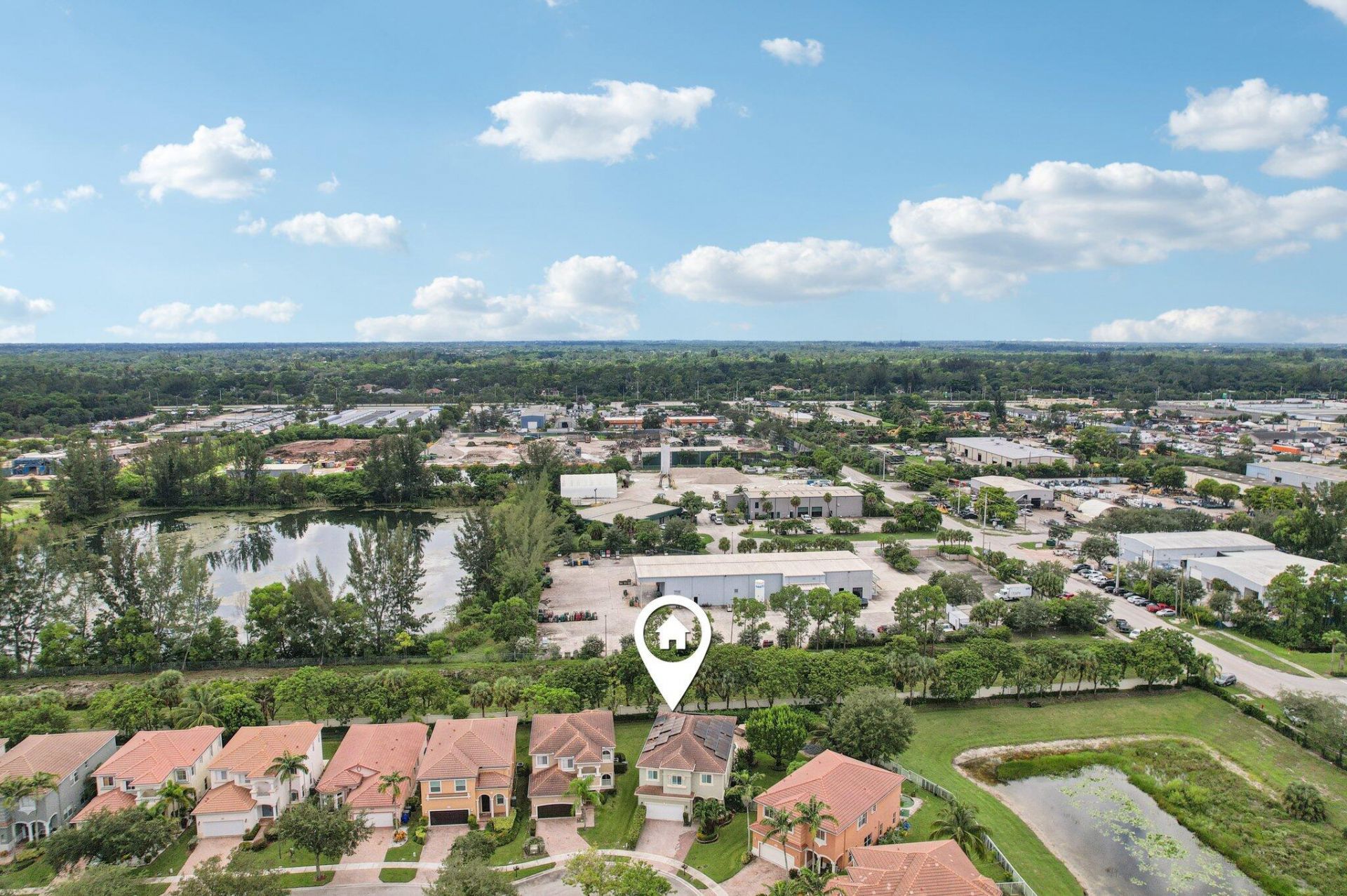 553 Gazetta Way, West Palm Beach, FL 33413 Photo