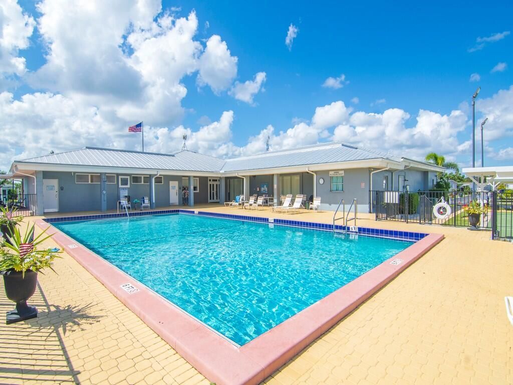 121 Sandhill Boulevard, Fort Pierce, FL 34982 Photo