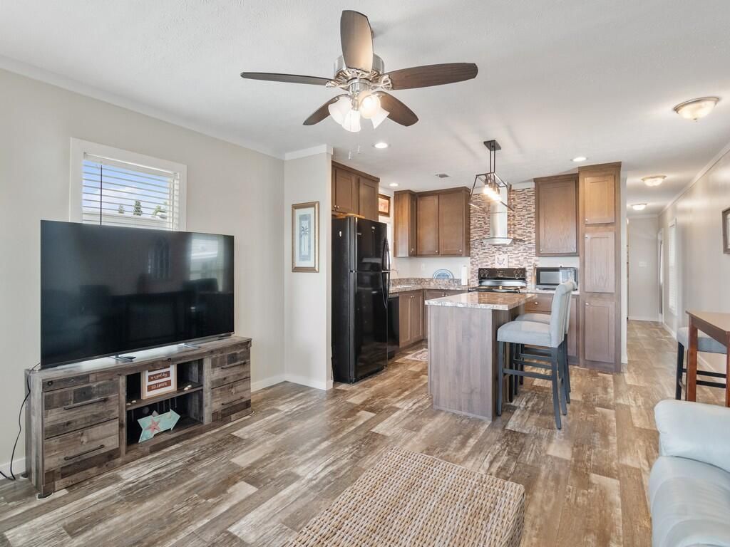 121 Sandhill Boulevard, Fort Pierce, FL 34982 Photo