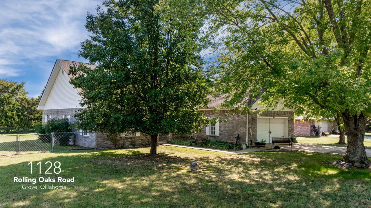 1128 Rolling Oaks Road Grove, OK 74344