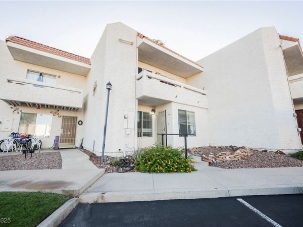 687 Marina Drive, Unit 39, Boulder City, NV 89005