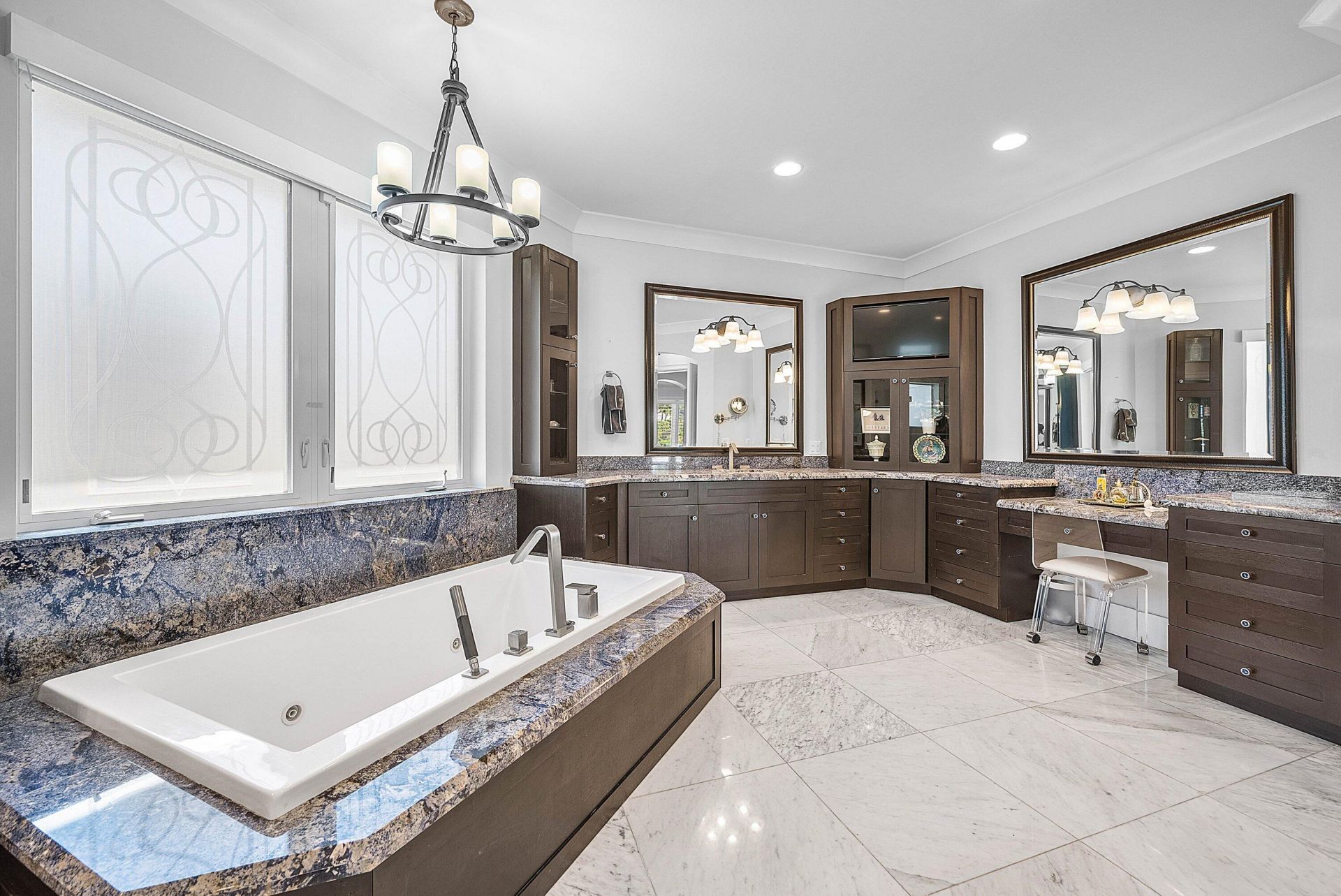 7425 NE Bay Cove Court, Boca Raton, FL 33487 Photo