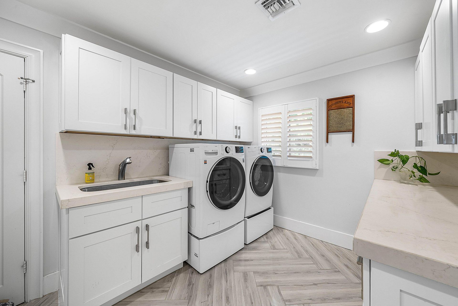 7425 NE Bay Cove Court, Boca Raton, FL 33487 Photo