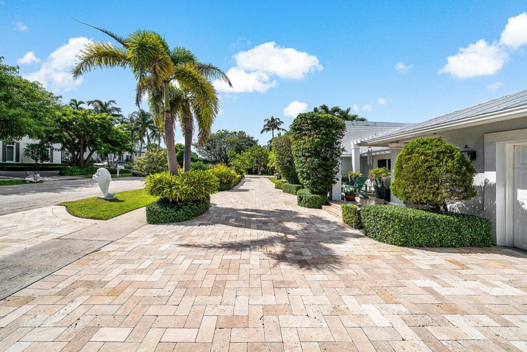 7425 NE Bay Cove Court, Boca Raton, FL 33487 Photo