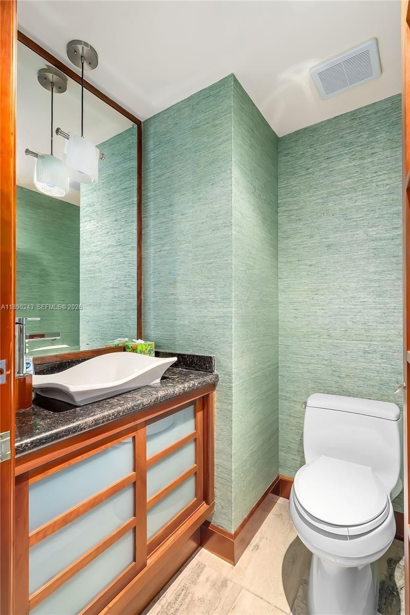 2110 N Ocean Blvd, Unit 23B, Fort Lauderdale, FL 33305 Photo