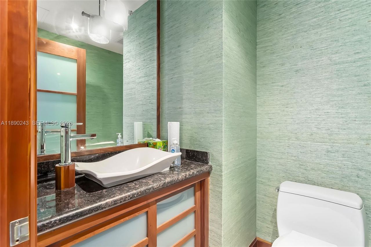 2110 N Ocean Blvd, Unit 23B, Fort Lauderdale, FL 33305 Photo