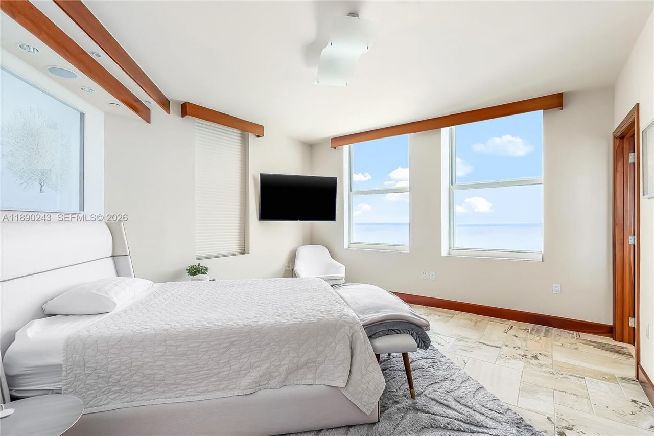 2110 N Ocean Blvd, Unit 23B, Fort Lauderdale, FL 33305 Photo