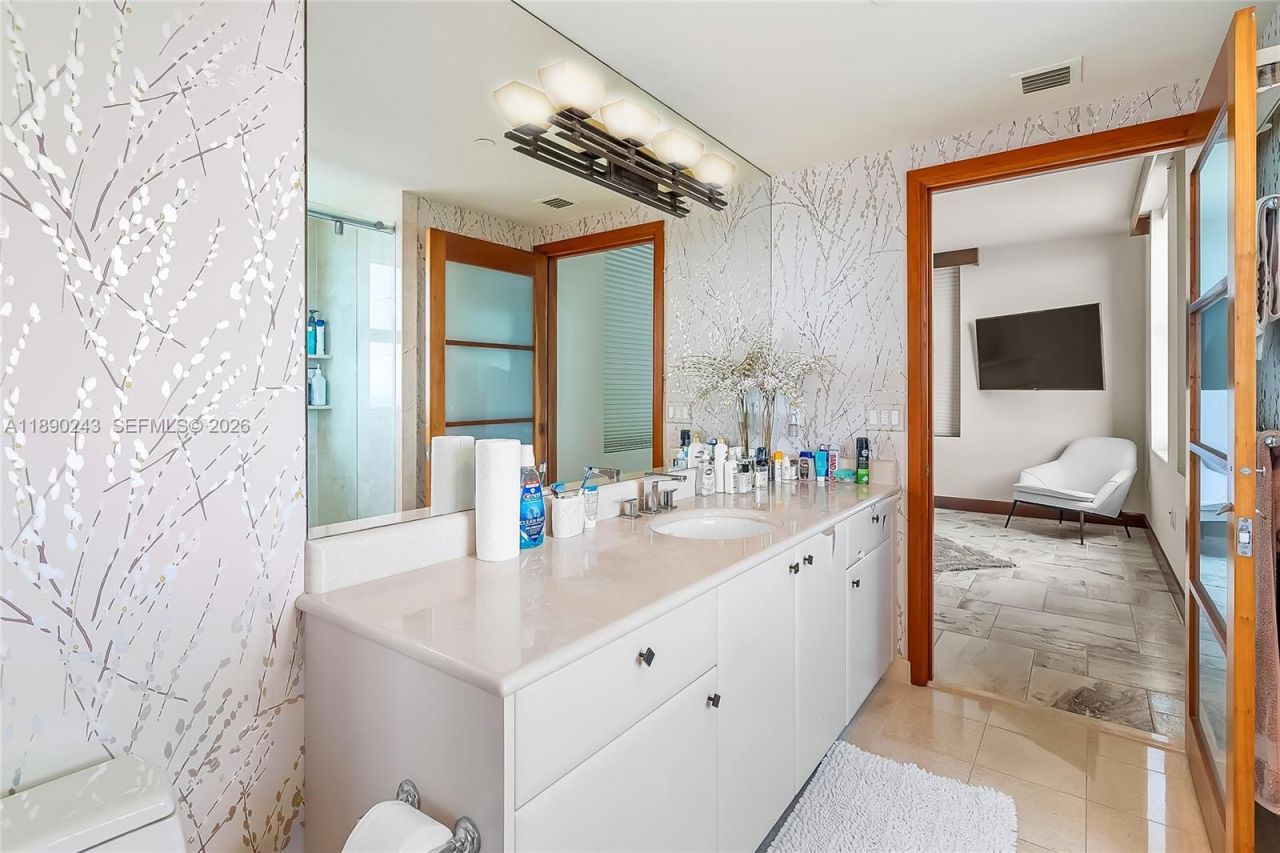 2110 N Ocean Blvd, Unit 23B, Fort Lauderdale, FL 33305 Photo