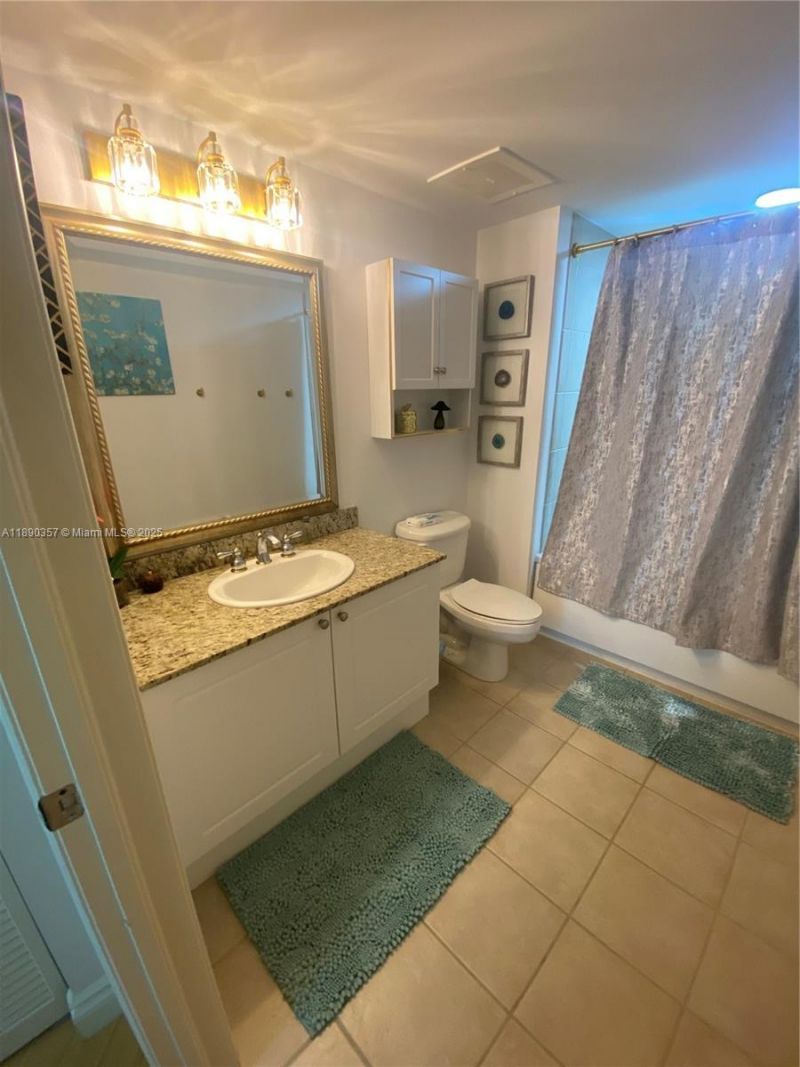 19501 W Country Club Dr, Unit 2515, Aventura, FL 33180 Photo