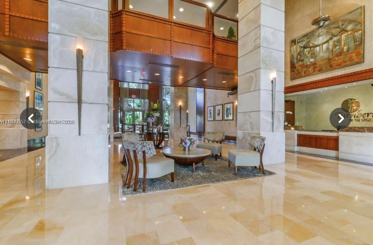 19501 W Country Club Dr, Unit 2515, Aventura, FL 33180 Photo