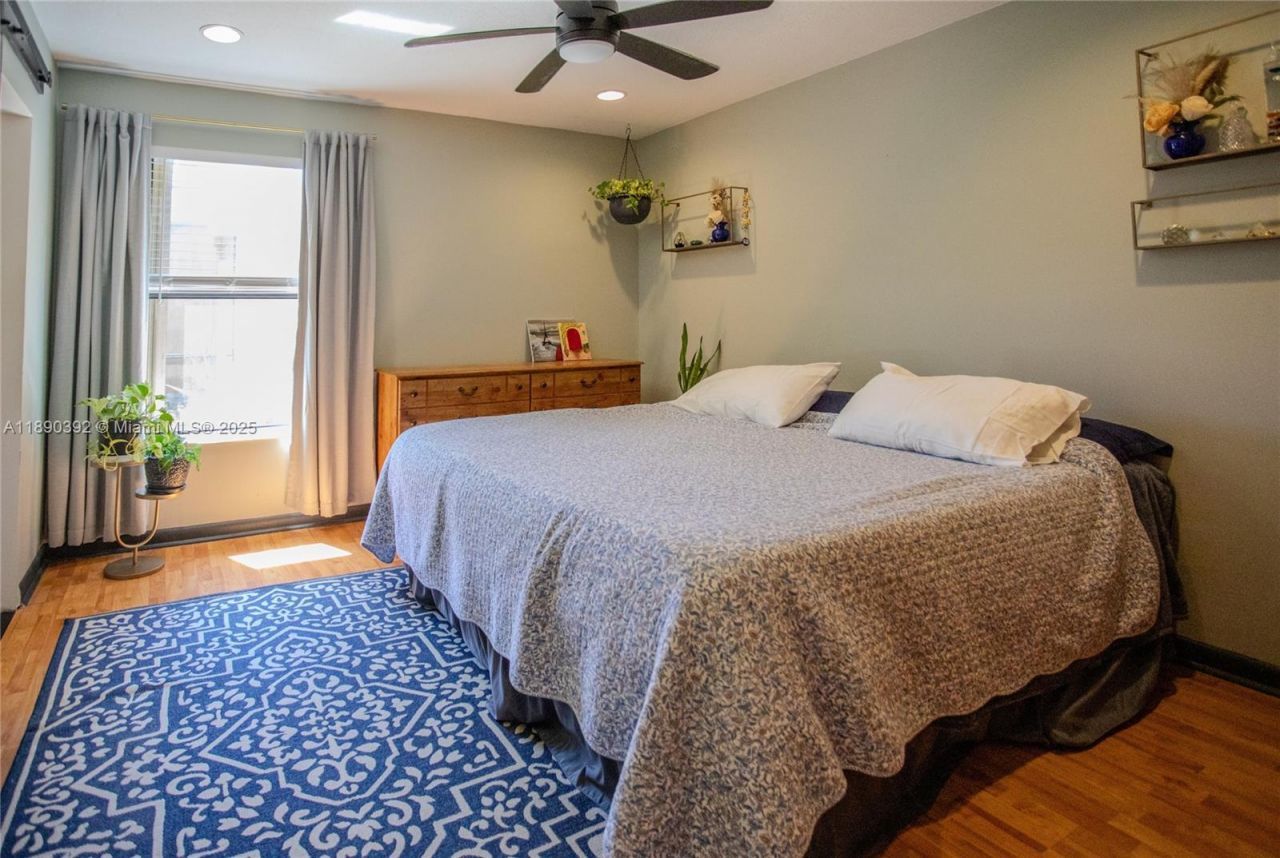 10605 SW 132nd Ct, Miami, FL 33186 Photo