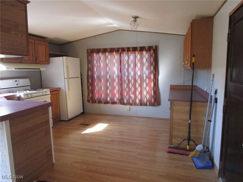 63 Janet, Orwell, OH 44076 Photo 27