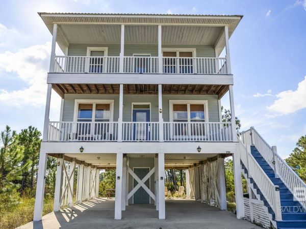 729 Morgantown Boulevard, Gulf Shores, AL 36542