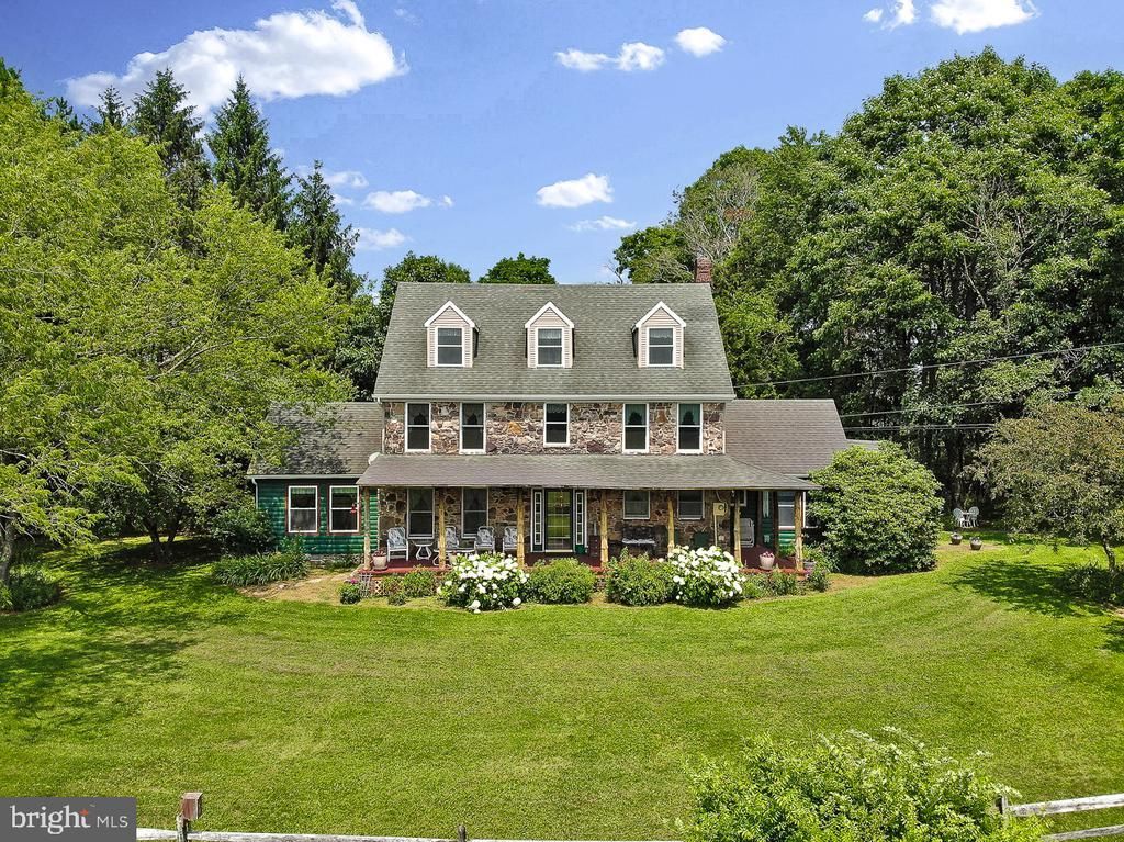 43 SONGBIRD WAY, GALETON, PA 16922