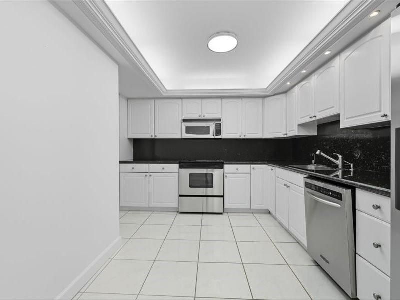4900 N Ocean Boulevard, Unit 1405, Lauderdale by the Sea, FL 33308 Photo
