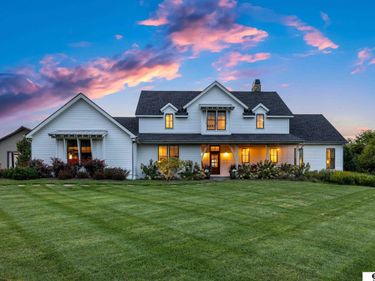 20740 Rawhide Road, Omaha, NE 68022