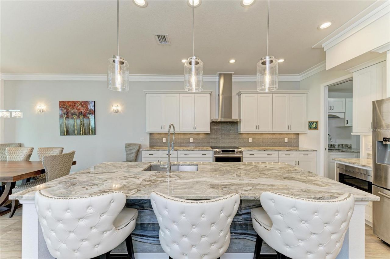 3655 Bal Harbor Boulevard, Unit 111-113, Punta Gorda, FL 33950 Photo